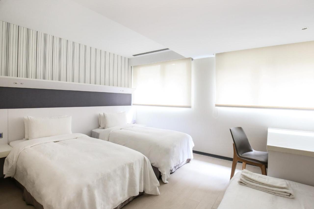 Dandy Hotel - Tianmu Branch Taipei Extérieur photo